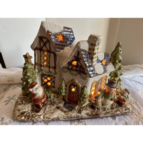 Ceramic Christmas Village Light-Up House With Santa & Snowmen Large Vintage - Picture 4 of 12